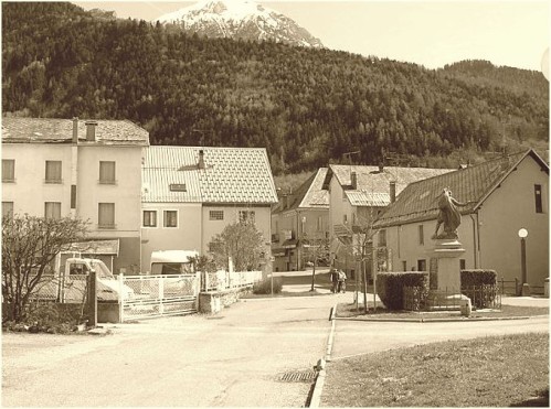 Hotel-Pont-du-Fosse.jpg